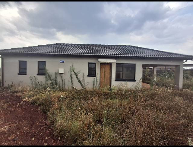 2 BEDROOM FREEHOLD FOR SALE IN DAWN PARK